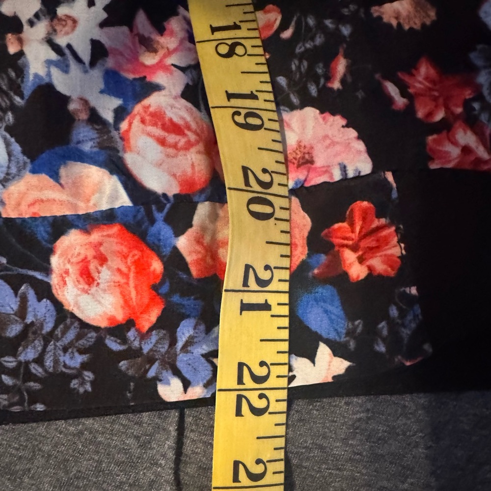 Floral Bomber Jacket - Black and Multicolor by J Cooper size Medium - Picture 5 of 8